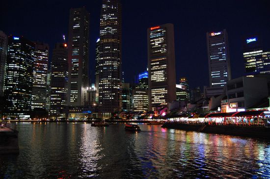 Skyline vom Clarke Quay aus gesehen