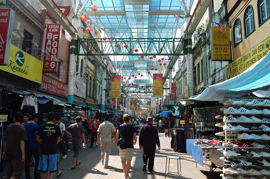 Alle Markenwaren sind hier erhältlich hahaha