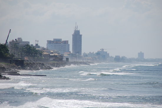 Nein, meine Linse ist nicht trüb, hier hängt das Salz in der Luft, was man auch geschmeckt hat 