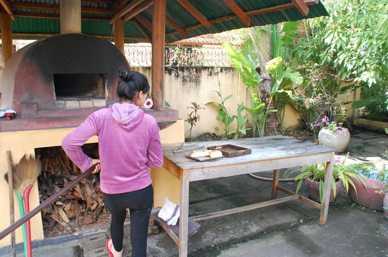 ganz frisches Baguettebrot