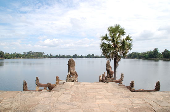 Der See auf der anderen Strassenseite