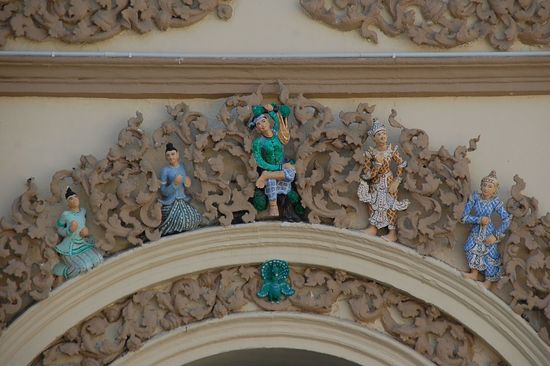 Ornamente in den Torbögen