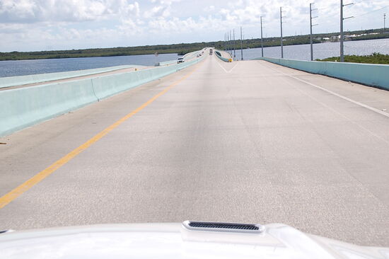 Die meiste Zeit links und rechts nur Wasser.