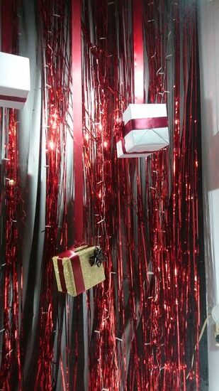 Soll noch einmal einer sagen, früher gab es mehr Lametta...