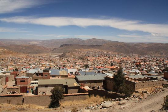 Blick auf die Minenstadt Potosi