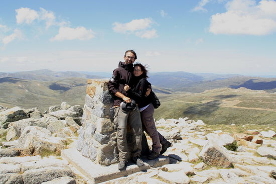 windiger, fliegenfreier Gipfel Mt Kosziosko