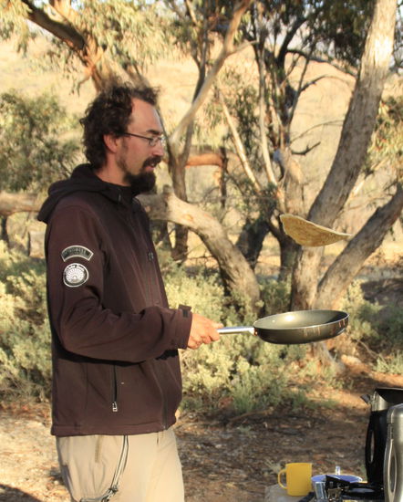 Oh der Pfannkuchen fliegt.