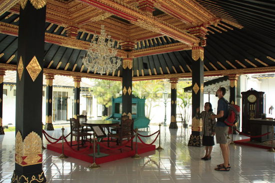 Fühung im Königspalast