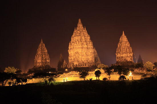 Prambanan Tempel bei Nacht