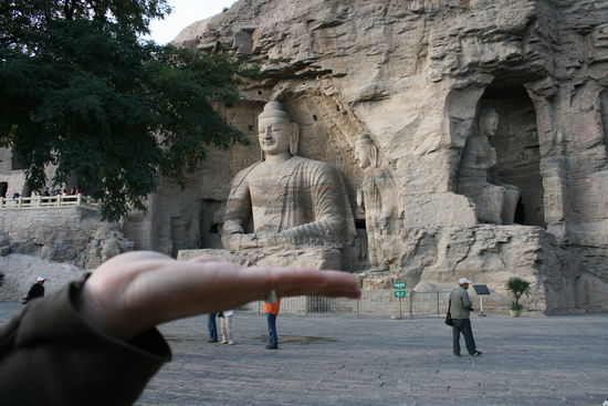 wolkengratgrotten in der hand