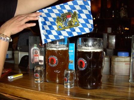 So faengt ein lustiger, bayrischer Abend an... und wie er endet wisst ihr ja