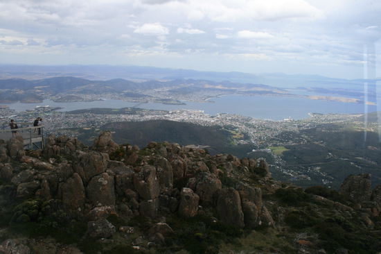 Der Wind ueber Hobert auf dem Mount Wellington