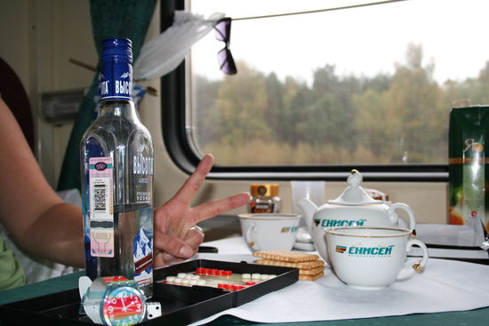 Guter Zeitvertreib ab 14:00; der Verlierer trinkt
Andrea: Warum muss i immer beim Backgamon verlieren???