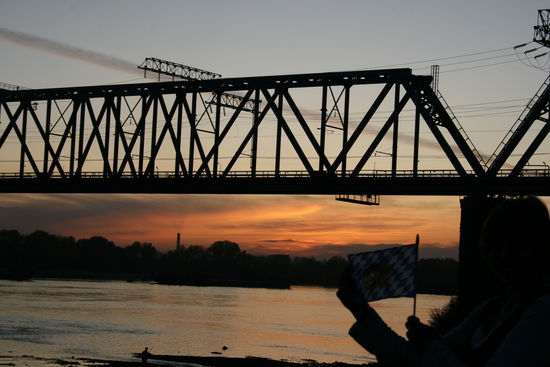 Bayern ist an der Ob, Novosibirsk angekommen 