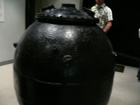 Unterwasserbombe der Englander