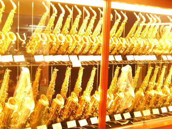 eine kleine Auswahl an Selmer Mark VI-Saxophonen für Feli