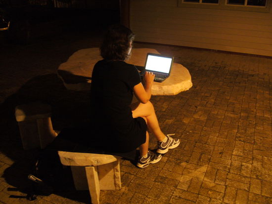 90 Minuten zum Hochladen des Reiseberichts (dann ist der Akku leer...)