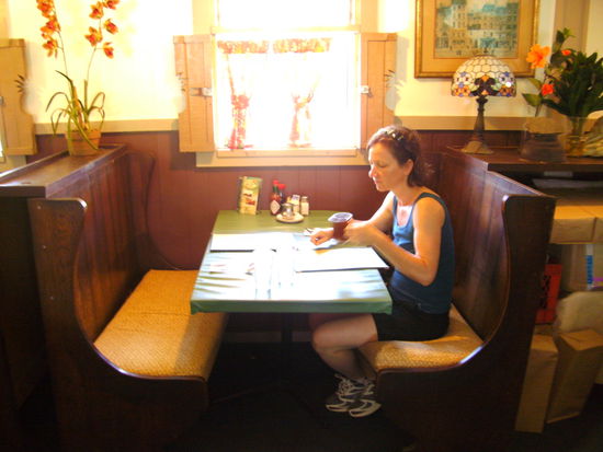 Felis 1. Kaffee bei der Ono Family