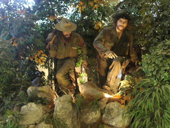 Fidel und Che kämpfen für die Revolution (Museo de la Revolucion)