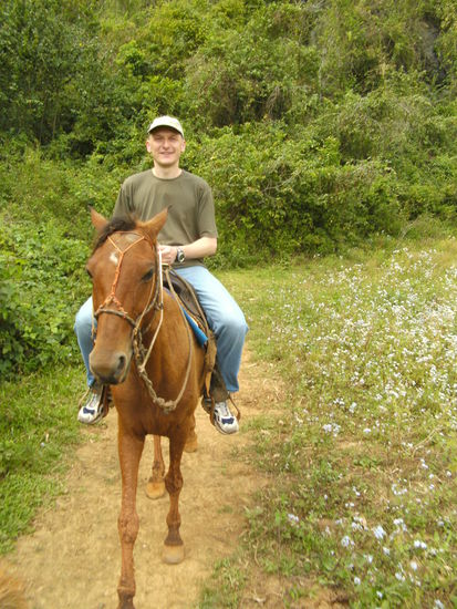 Schaut so ein Anfänger aus? Roberts allererster Ritt (auf Chupa-Chupa)