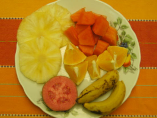 kubanischer Obstteller zum Frühstück