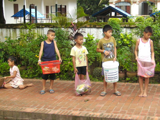 die bettelnden Kinder
