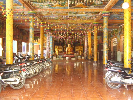 Mopedparkplatz Tempel