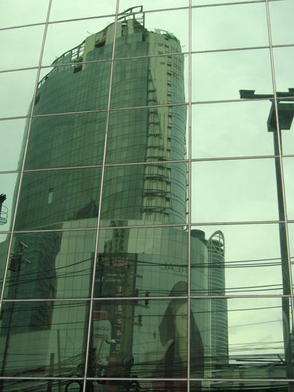 Fassadenspiegelung² (Bangkok)