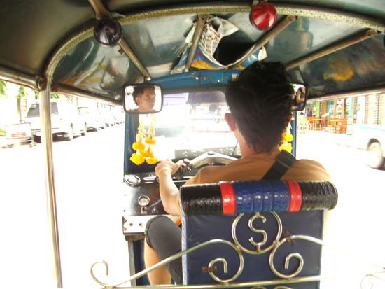 wir fahren in Bangkok Tuk-Tuk