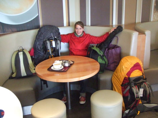 Auf dem Weg nach Raglan nach einem erfolgreichen Hitch Hike. Pause bei McDonalds - wir brauchen viel Platz!!