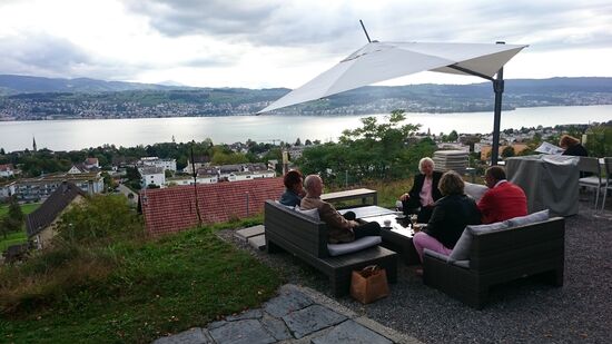 Familientreffen auf der Panoramaterrasse, Boldern, Männedorf.