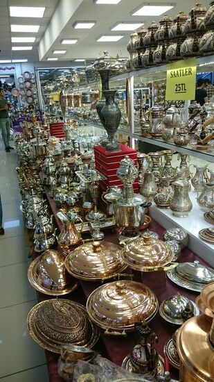 Kupferwaren aus Erzican.