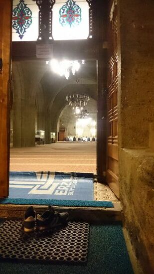 Blick in die älteste Moschee der Türkei.