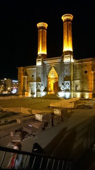 Und noch eine alte Moschee in Erzurum.