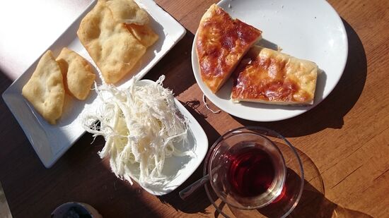 Frühstück.