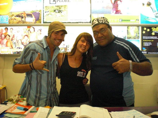 unser Maori-bruder an der Rezeption