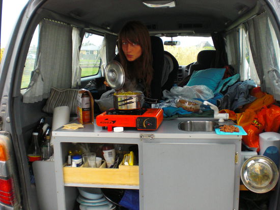 mal schauen, was es zum essen gibt