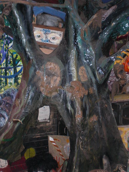 nimbin museum...strange!!!