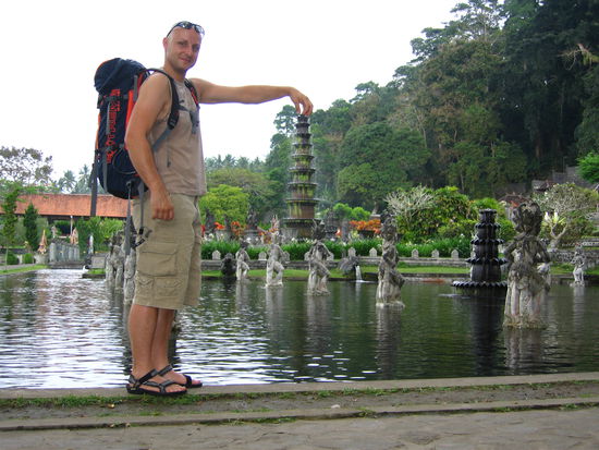 Wassertempel und ehemalige Sommerresidenz der königlichen Familie