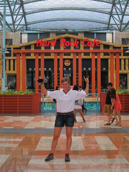 Wieder eines weniger auf der Liste ............. mist noch immer über 250 left gg!