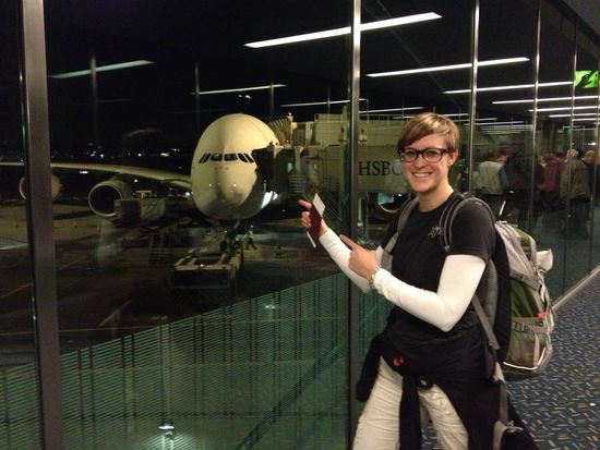 Jaja so schnell kanns gehen, zuerst wollte sie net rein "so a großes Ding kann ja net fliegen" und kurze Zeit später wurde der A380 kurzer Hand zum neuen lieblings Flieger ernannt.