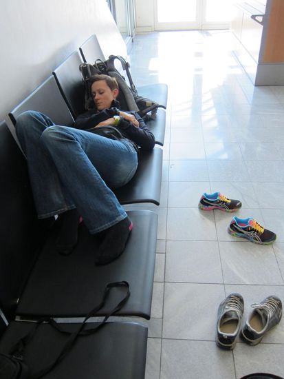 Die ersten Ermüdungserscheinungen ........... oder waren es doch die Schuhe, mir kommt vor da haben mehrere geschlafen als ich sie auszog !