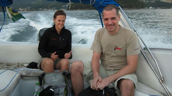 Am Weg nach Ilha Grande mit dem teuren Motorboot  Ich war nicht auf dem Foto, weil ich ja böse dreinschaute gg.