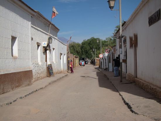 Streets of San Pedro. Die haben wir selten so leer gesehen, da ca. eine Trilliade Urlauber und Backpacker unterwegs sind.