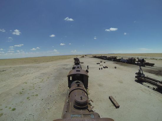 Zugfriedhof, zwei Kilometer außerhalb von Uyuni. Ist zwar nicht schön aber hat was!