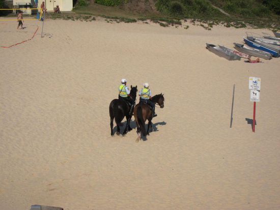 Den beiden hätte es nicht geschadet, wenn sie mit einem Fahrrad ihre Runden gedreht hätten gg.