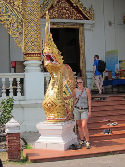 Und wieder ein Drache! Wir kommen unserem kulturellen Auftrag, wenn auch schleppend nach, aber immerhin!