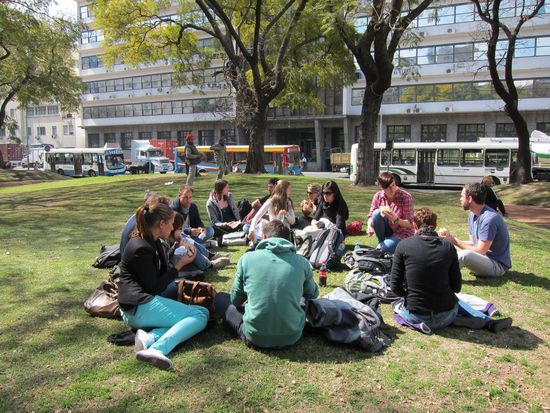Nebenan ein kleiner Park in dem wir unser Mittagessen genossen.
