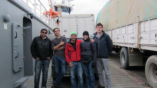 Von links nach rechts: 
Unser Fahrer Christian alias Padre,
(Kater-) Carlo,
(Muttis hellster) Gernot (extra für Herrn Schmidt),
(der immer müde) Tatz und last but not least 
(die Prinzessin auf der Erbse) Norman!