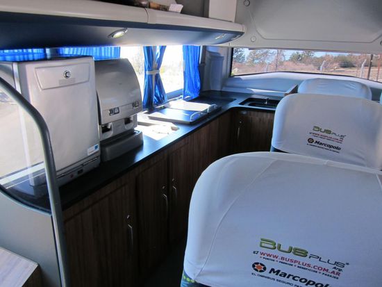 Hier auf Wunsch von einigen noch das ein oder andere Bild von den Bussen. Dieser hatte sogar eine Küche. Schon cool oder?